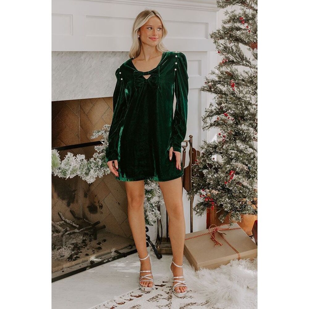 NWT Peach Love California Tarin Velvet Bow Dress in Green Size Small